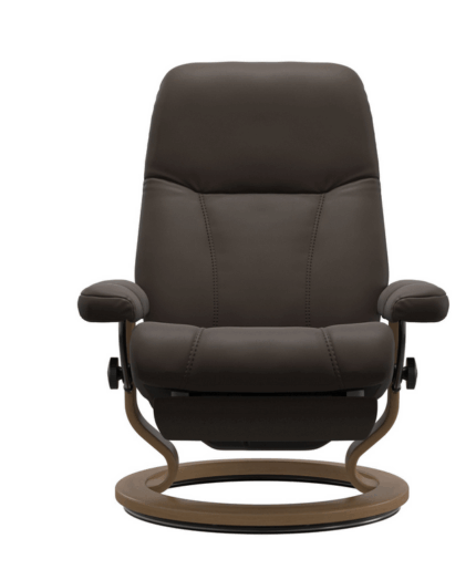 Stressless Sessel Consul Power mit braunem Batick-Leder und Holzgestell eichefarben gebeizt, elektrische Verstellung